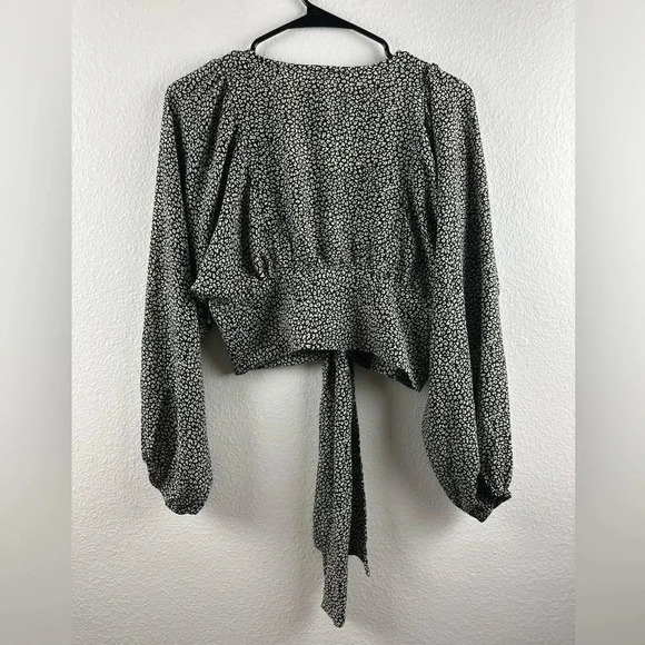 Princess Polly NEW MOOD TOP BLACK Sz 2 - Picture 8 of 15